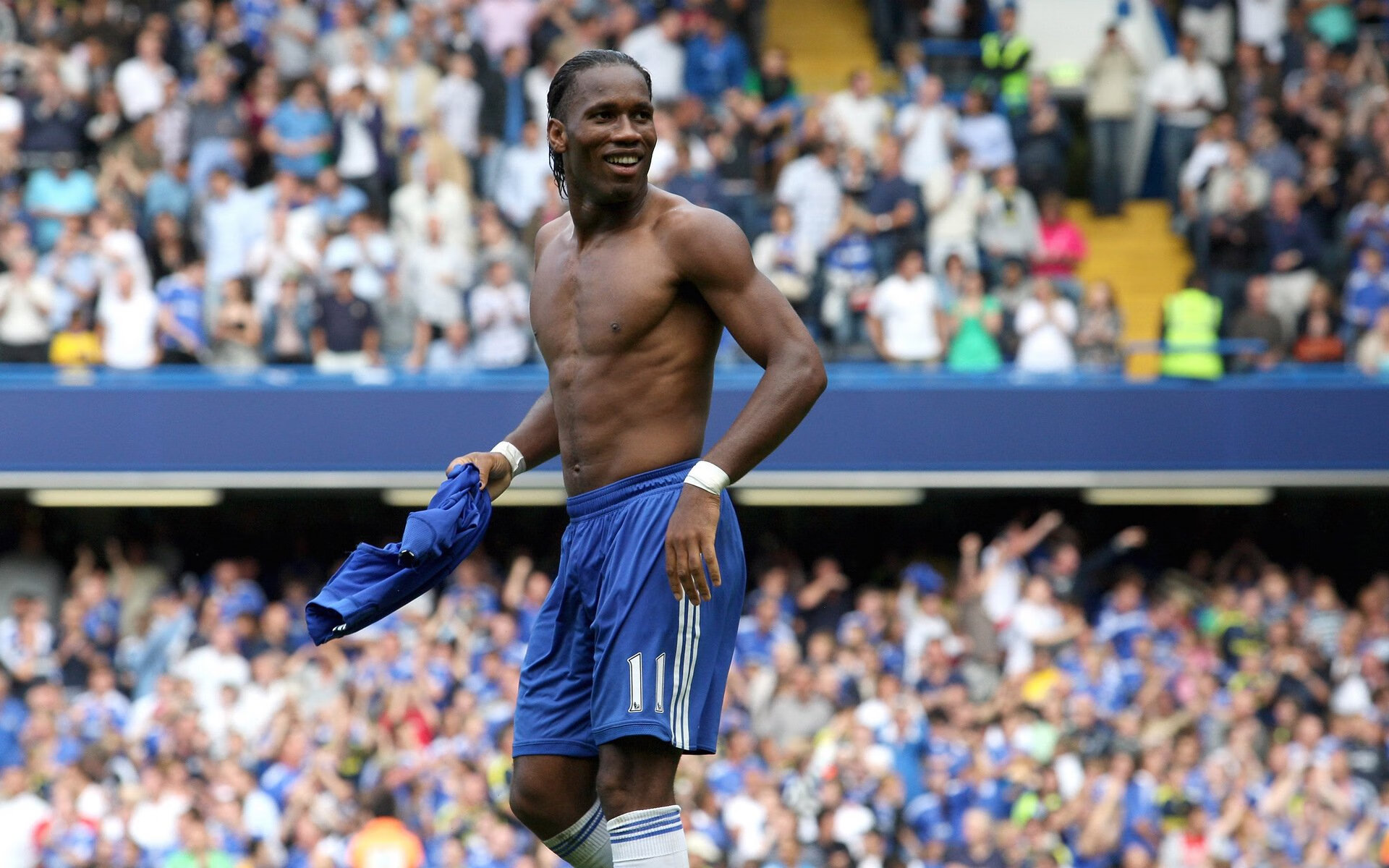 世界排名更新引发球迷讨论